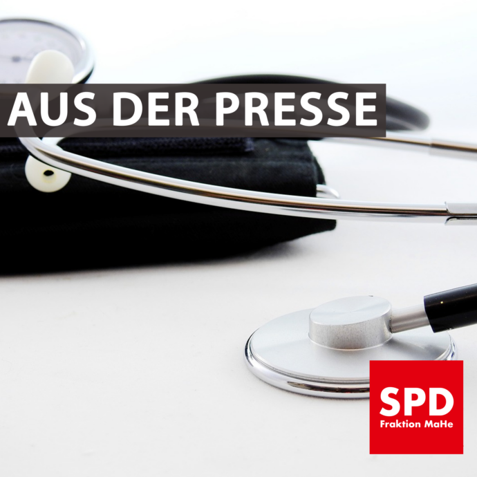 Bild eines Stethoskops und eines Blutdruckmessgeräts. Text: "Aus der Presse"